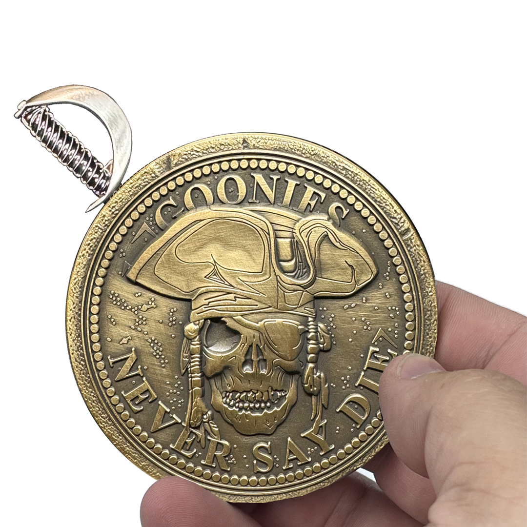 BL17-019 Goonies Never Say Die One Eyed Willy Shield with removable Sword Challenge Coin Set