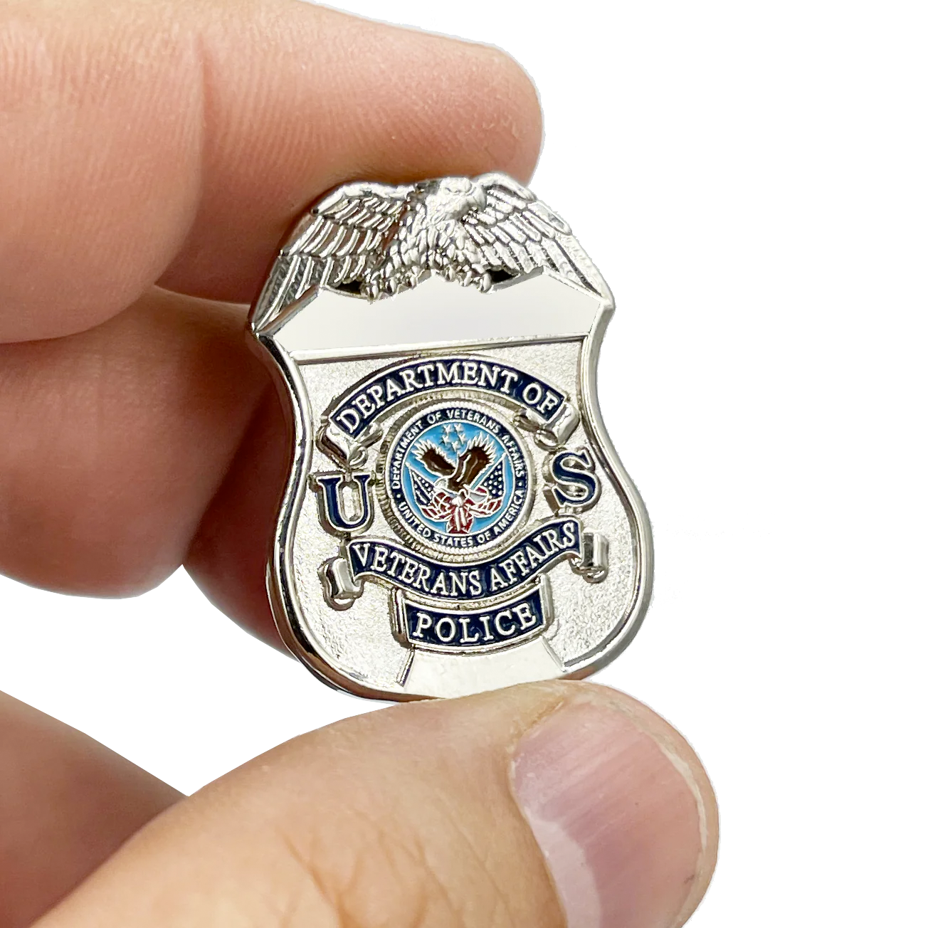 BL6-015 VA Veterans Affairs Administration lapel pin for Police Officer Detective