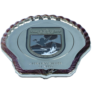 EL4-017 FWL U.S. FISH AND WILDLIFE SERVICE Sterling Silver Plated Seashell Challenge Coin Shell Federal FWS